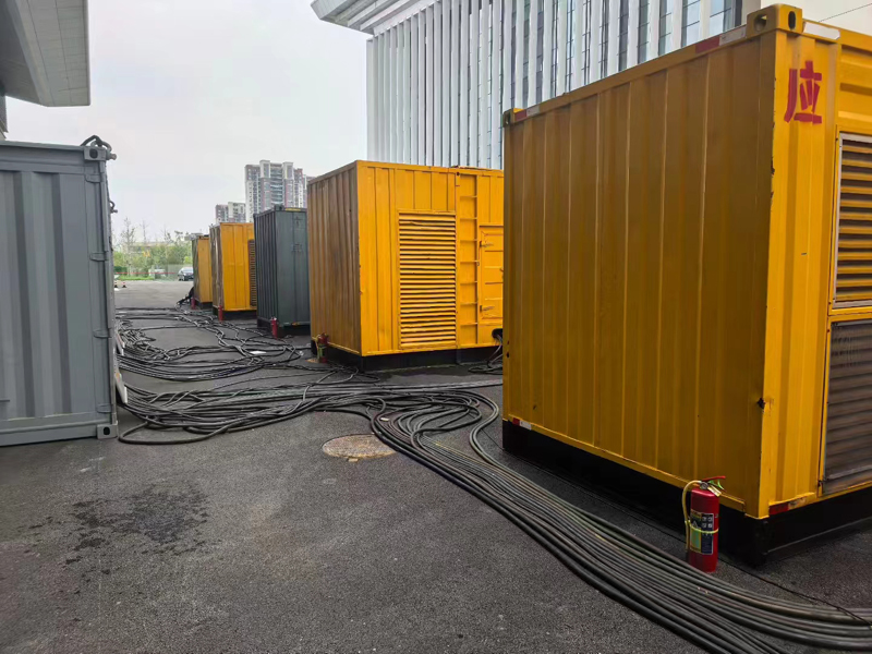 平鲁不同季节柴油发电机组保养有哪些注意事项?